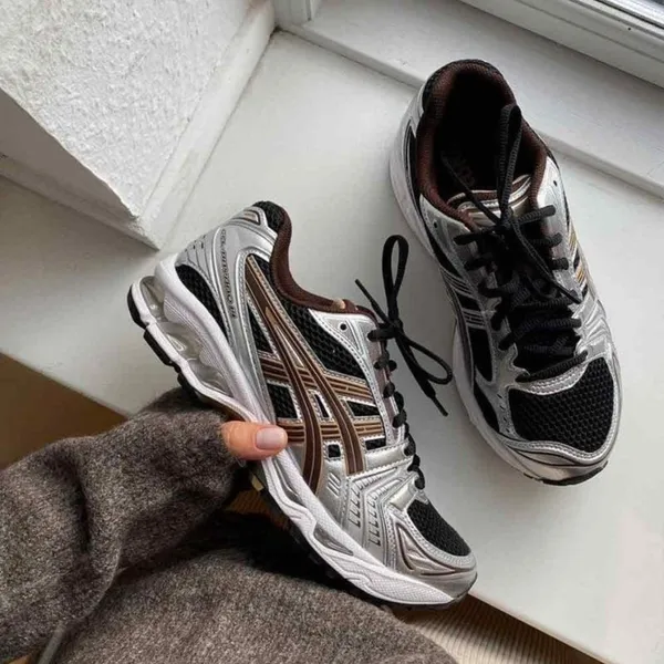 ASICS Gel-Kayano 14 Black Coffee, foto 3 van 5
