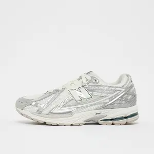 New Balance 1906 zilver