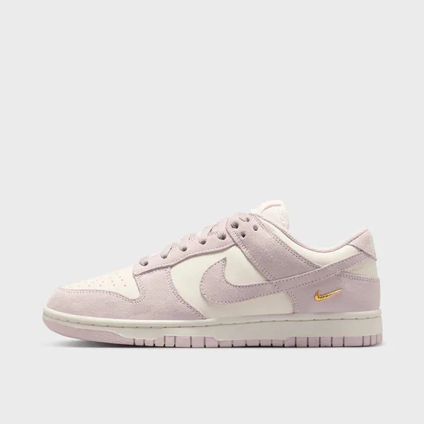 Nike Dunk Low lichtroze