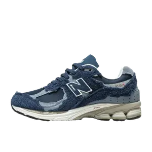 New Balance 2002R blauw