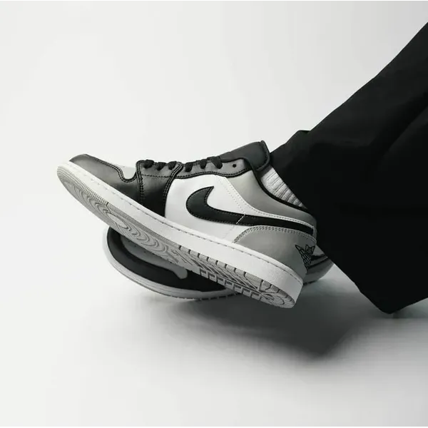 Air Jordan 1 Low Shadow Toe Light Smoke Grey Black-White, foto 2 van 3