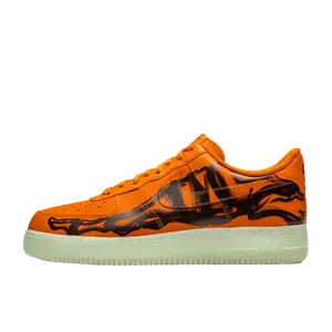 Nike Air Force 1 '07 oranje