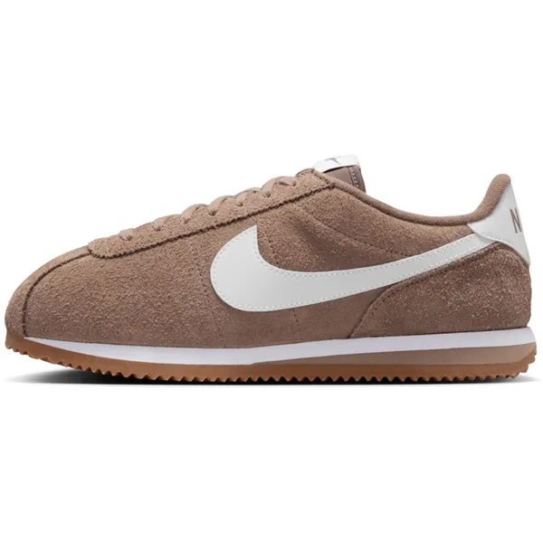 Nike Low-top of high-top white
