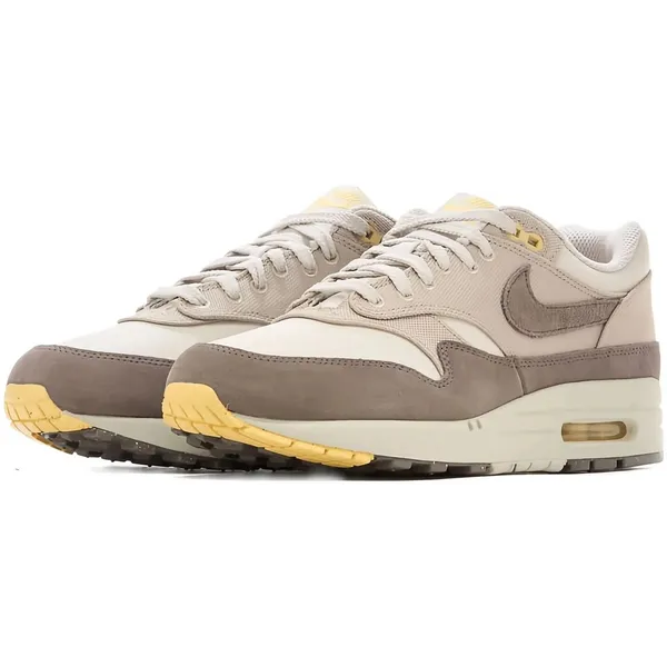 Nike Low-top of high-top beige/bruin — vergelijk prijzen bij 1 winkel