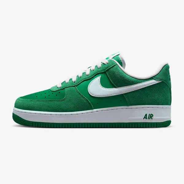 Nike Air Force 1 Low '07 LV8 - Unisex - Stadium Green Wit - Maat EU 47.5 Triple White