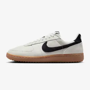 Nike Field General bruin