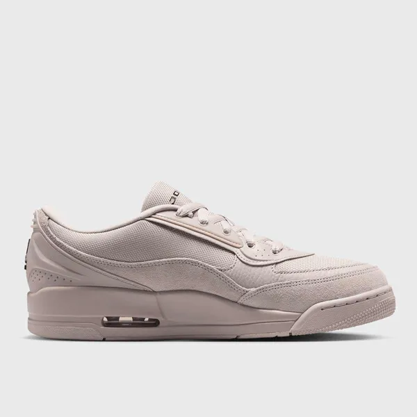 Air Jordan 3 RM Beige, foto 3 van 4