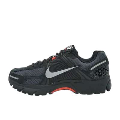 Nike Vomero 5