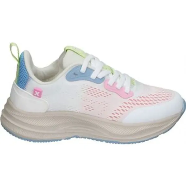 XTI Lage Sneakers  153121 Beige