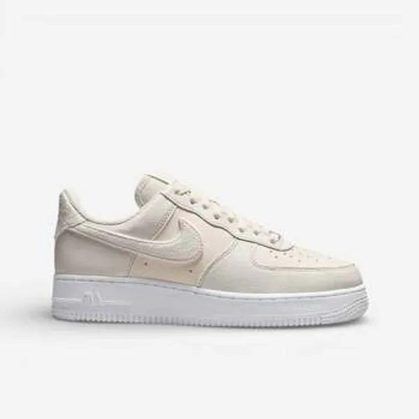Nike Air Force 1 Beige