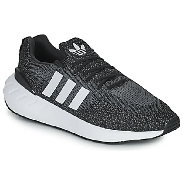 adidas Lage Sneakers  SWIFT RUN Zwart