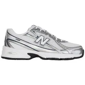 New Balance 740 wit