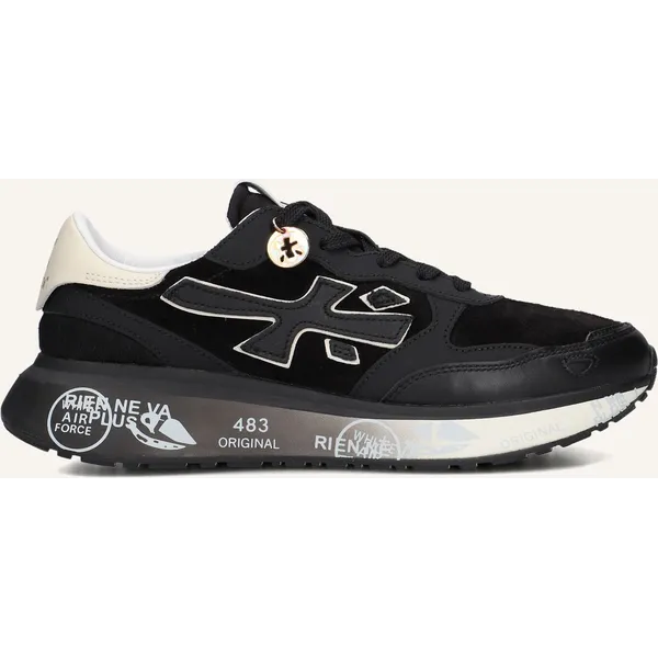 Premiata Lauryn Zwart