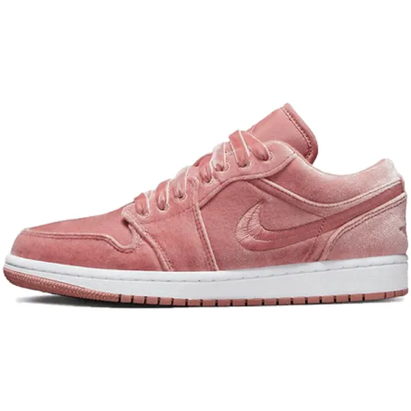 Nike Low-top of high-top white