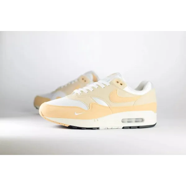 Nike Air Max 1 Bruin wit