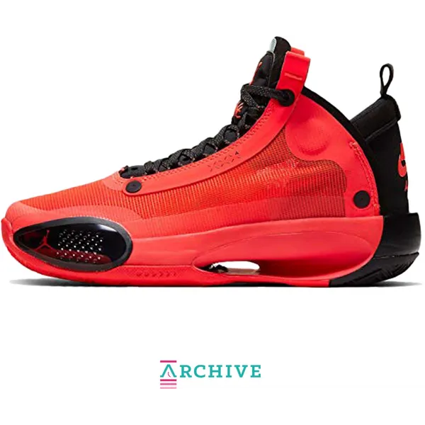 Nike Low-top of high-top white