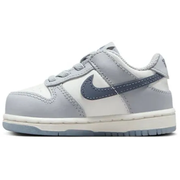 Nike Low-top of high-top white