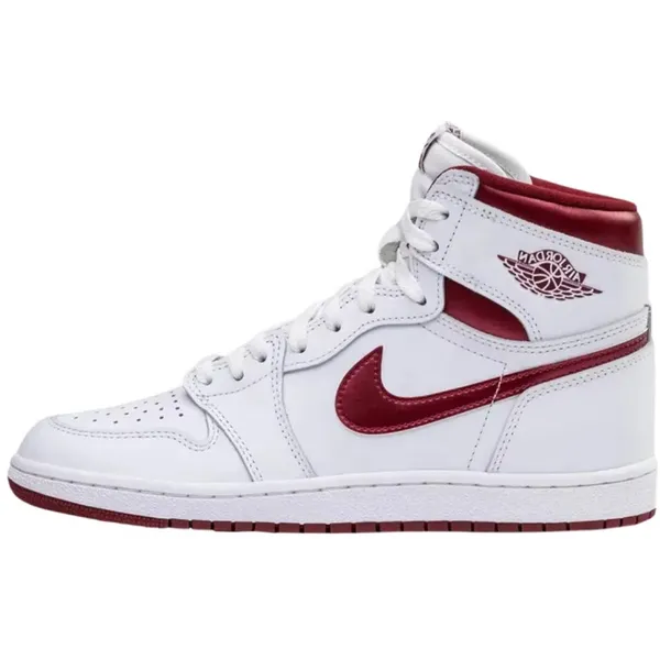 Nike Low-top of high-top white