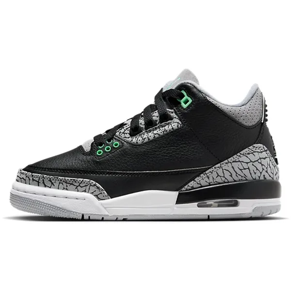 Nike Low-top of high-top white