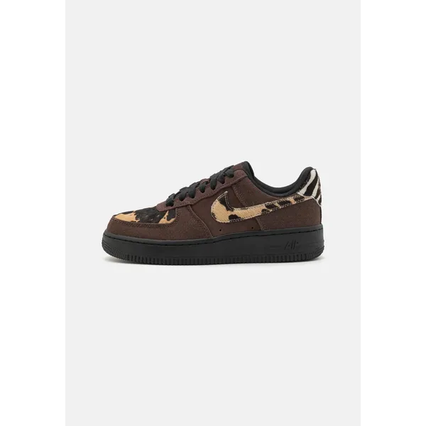 Nike AIR FORCE 1 07 BAROQUE BROWN