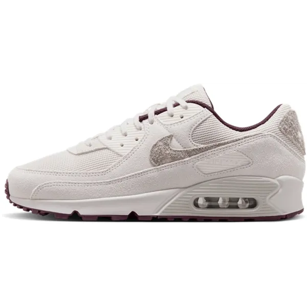 Nike Low-top of high-top white — vergelijk prijzen bij 1 winkel