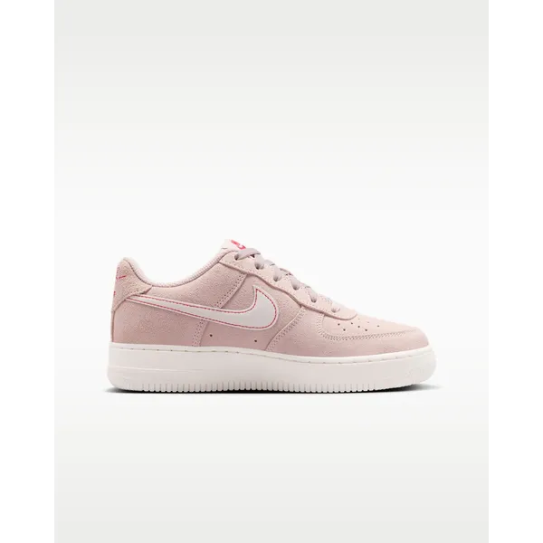 Nike Air Force 1 LV8 Roze