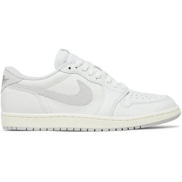 Jordan Low-top of high-top white