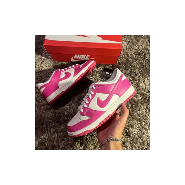 Nike Dunk Low GS "Laser Fuchsia" Wit/Roze, foto 2 van 2