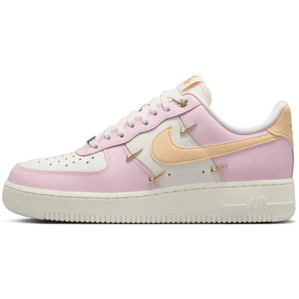 Nike Low-top of high-top white