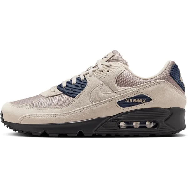 Nike Low-top of high-top white