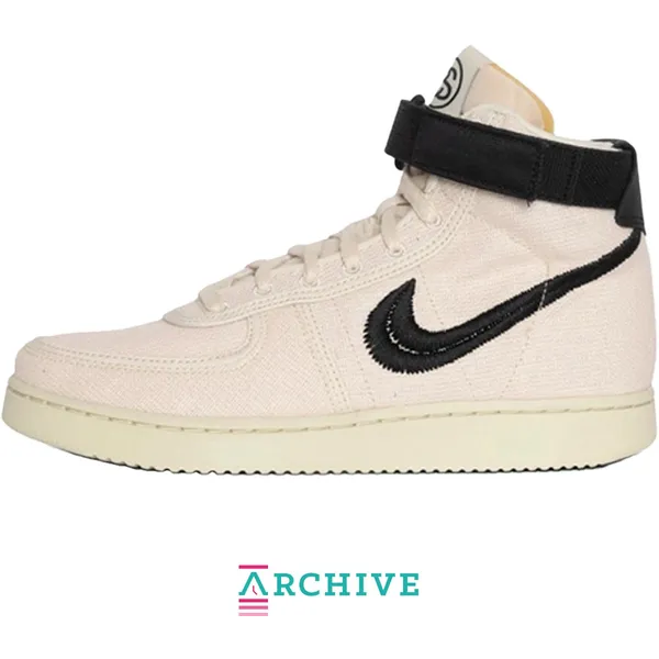 Nike Low-top of high-top white