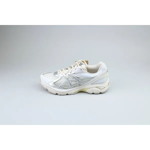 ASICS Low-top of high-top white