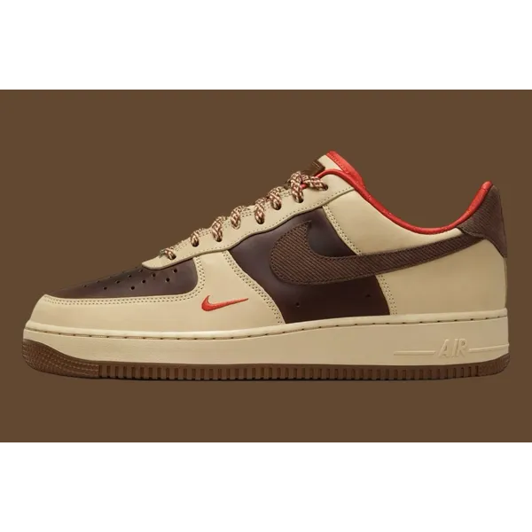 Nike AIR FORCE 1 07 LT BRITISH TANGO CACAO