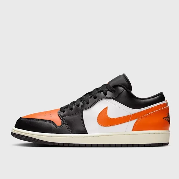 Nike Jordan Low Maat 46 Oranje Wit Zwart Oranje Zwart Wit