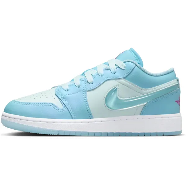 Nike Low-top of high-top white