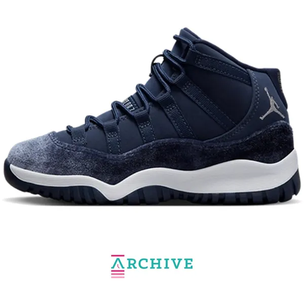 Nike Low-top of high-top white