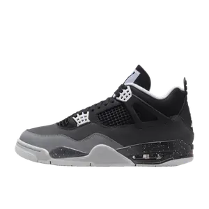 Nike Air Jordan 4 zwart