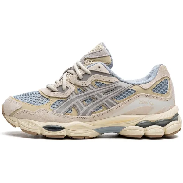 ASICS Low-top of high-top white