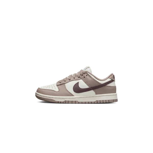 Nike Dunk Low "Diffused Taupe", foto 2 van 2