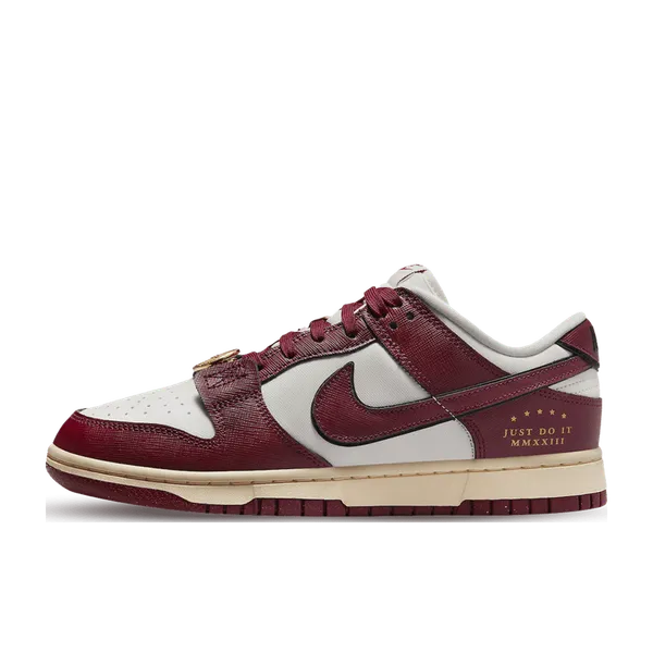 Nike Dunk Low SE Just Do It Sail Team Red, vergelijk prijzen bij 2 winkels