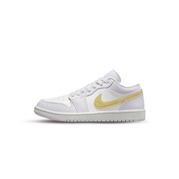Nike Air Jordan 1 Low Barely Grape, foto 2 van 2