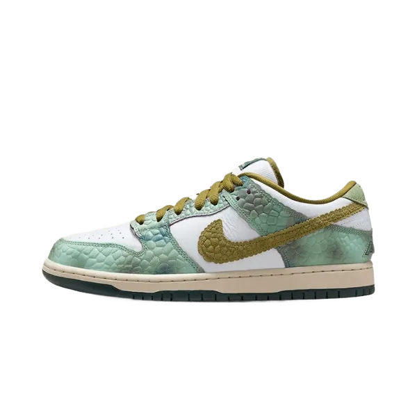 Nike SB Dunk Low "Chameleon", foto 2 van 2