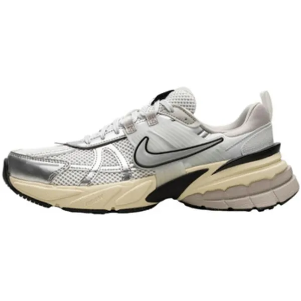 Nike V2K Run Summit White Metallic Silver, foto 2 van 2