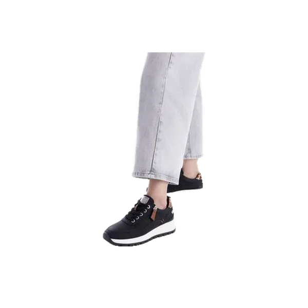 Refresh Sneakers Zwart, vergelijk prijzen bij 1 winkel
