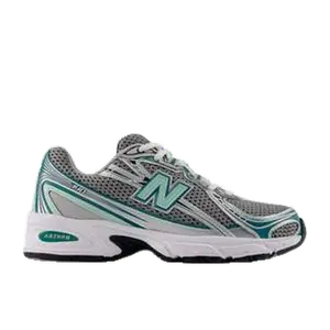 New Balance 740 zilver