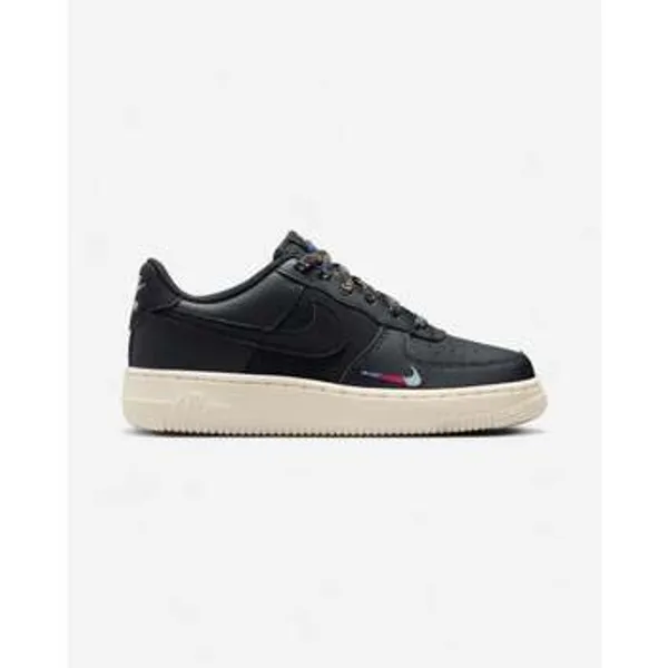 Lage Sneakers Nike Air Force 1 Lv8 (GS) "Black Saturn Gold"