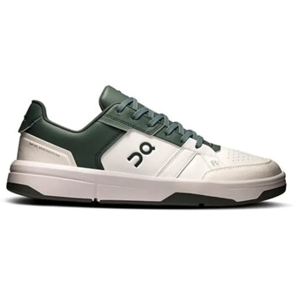 On Lage Sneakers On The Roger Clubhouse