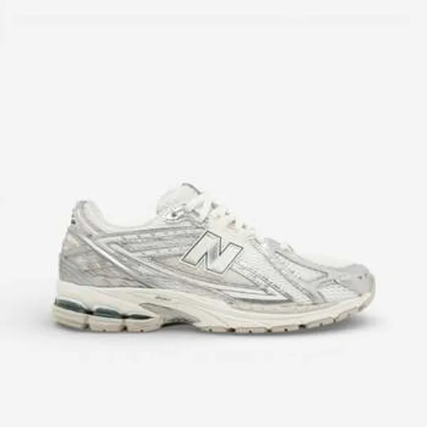 New Balance Lage Sneakers New Balance 1906R Silver Metallic Sea Salt