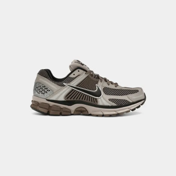 Lage Sneakers Nike Zoom Vomero 5 College Grey Cave Stone