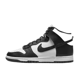 Nike Dunk High zwart
